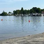 Semesterbostad Maasparcje Met Hottub,kamadobbq En Firepit