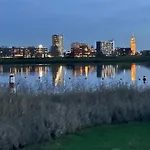 Maasparcje Met Hottub,kamadobbq En Firepit 別荘 *