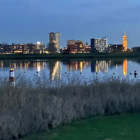 Maasparcje K2 Holiday home *