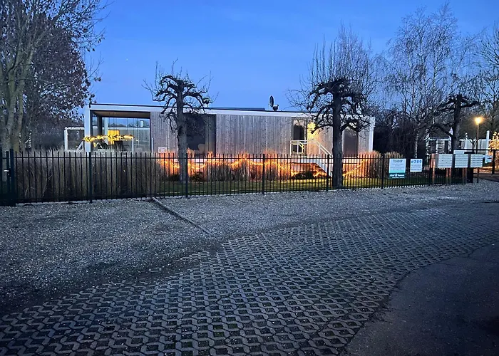 Maasparcje Met Hottub,kamadobbq En Firepit Roermond