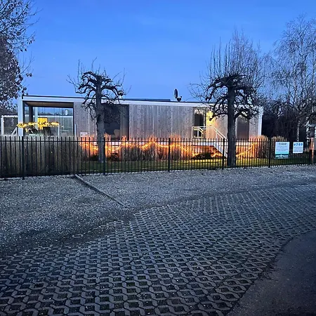 Maasparcje Met Hottub,kamadobbq En Firepit Roermond